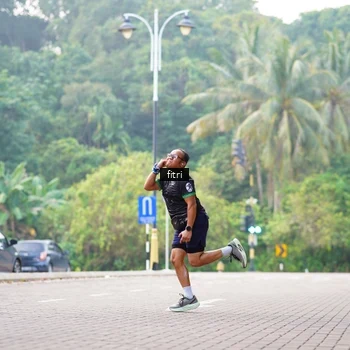 Runner Photo 8219390