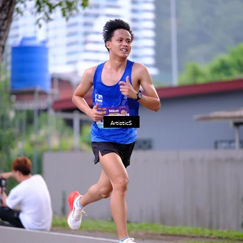 Runner Photo 8219456