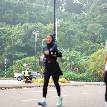 Runner Photo 8219576