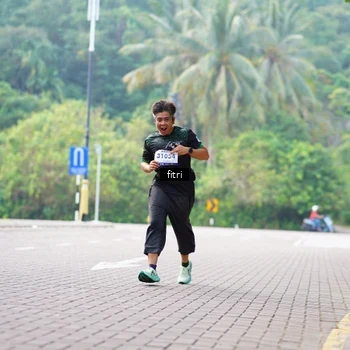 Runner Photo 8219594