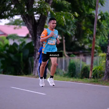 Runner Photo 8219598