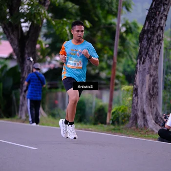 Runner Photo 8219611