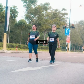 Runner Photo 8219654