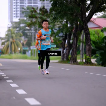 Runner Photo 8219682