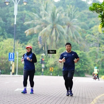 Runner Photo 8219688