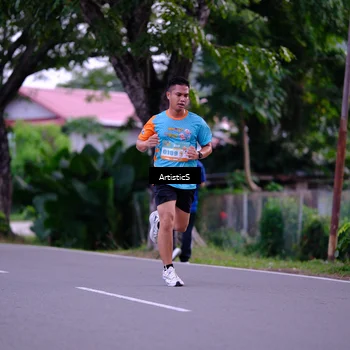 Runner Photo 8219692