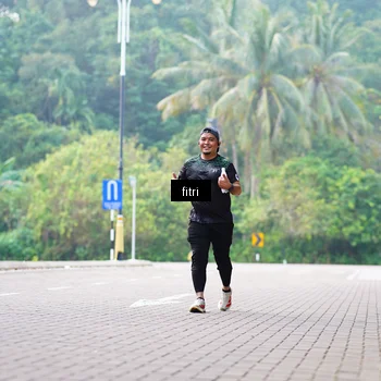 Runner Photo 8219859