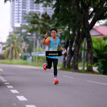 Runner Photo 8219868