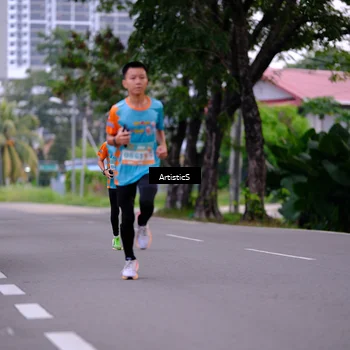 Runner Photo 8219897