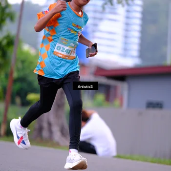 Runner Photo 8219968