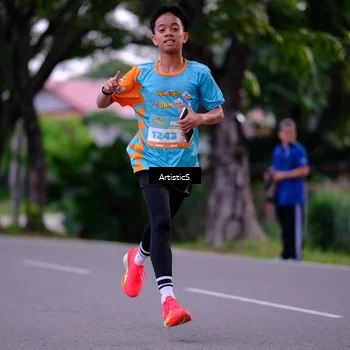 Runner Photo 8219972