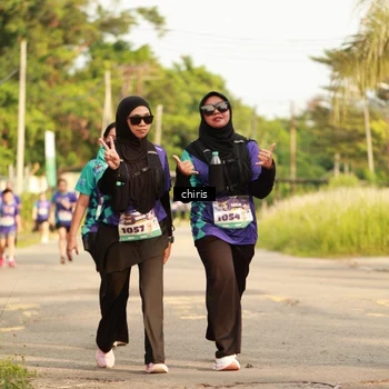 Runner Photo 8220000
