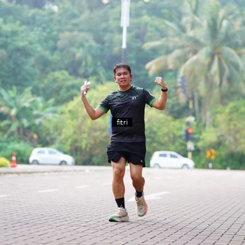Runner Photo 8220017