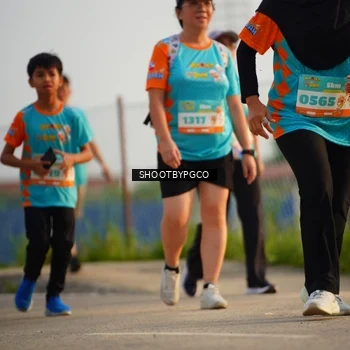 Runner Photo 8220028