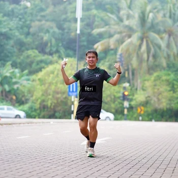 Runner Photo 8220033
