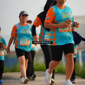 Runner Photo 8220042