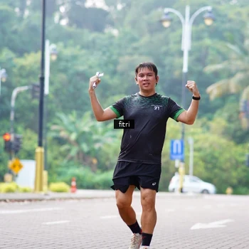 Runner Photo 8220116