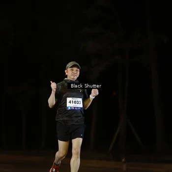 Runner Photo 8220173