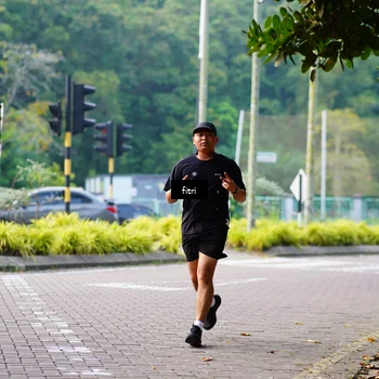 Runner Photo 8220243