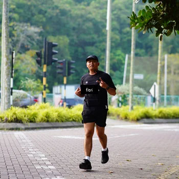Runner Photo 8220247