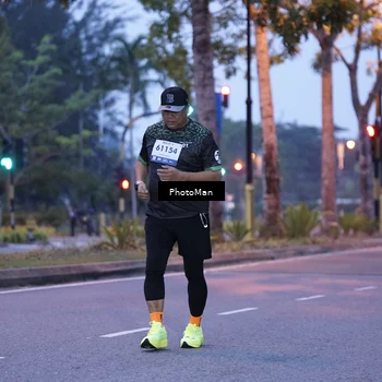 Runner Photo 8220311