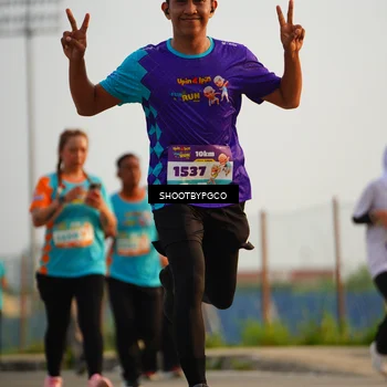 Runner Photo 8220317