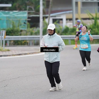 Runner Photo 8220388