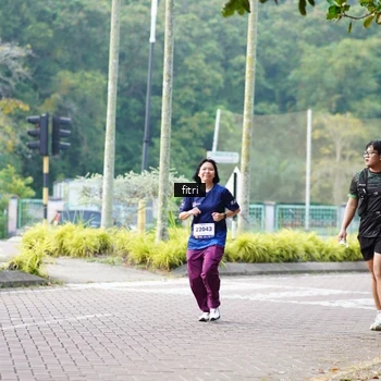 Runner Photo 8220444
