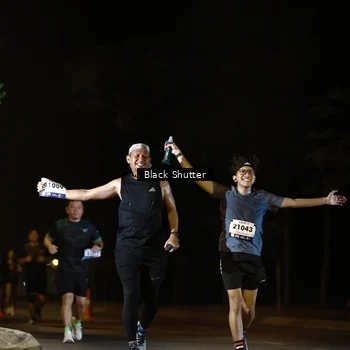 Runner Photo 8220521