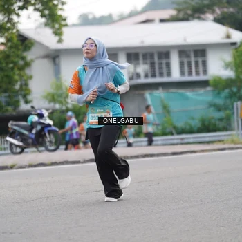 Runner Photo 8220525