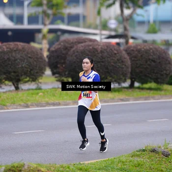 Runner Photo 8220801
