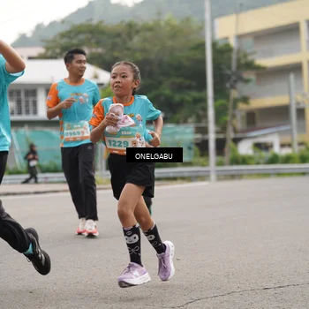 Runner Photo 8220803