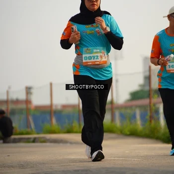 Runner Photo 8220889