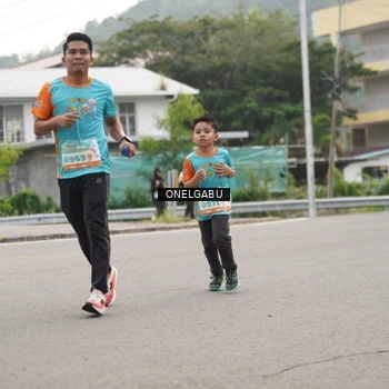 Runner Photo 8220912