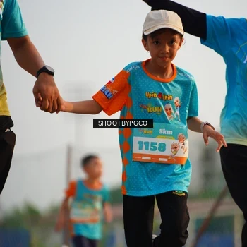 Runner Photo 8220944