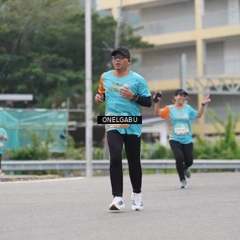 Runner Photo 8220975