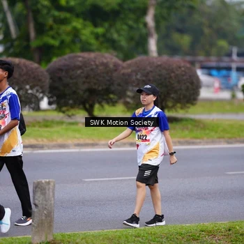 Runner Photo 8221034