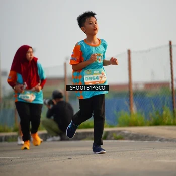 Runner Photo 8221054