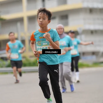 Runner Photo 8221186