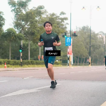Runner Photo 8221317