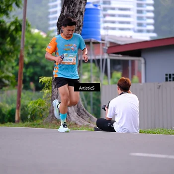 Runner Photo 8221351