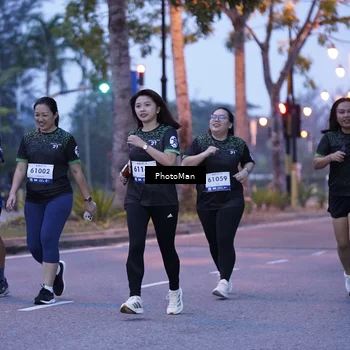Runner Photo 8221385