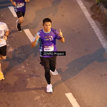 Runner Photo 8221486