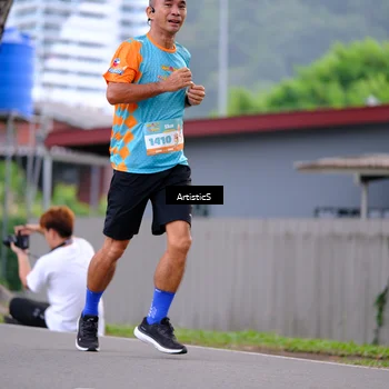 Runner Photo 8221599