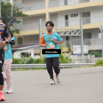 Runner Photo 8221750