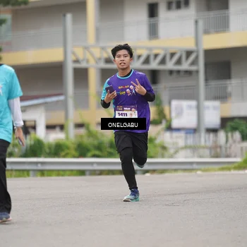 Runner Photo 8221998