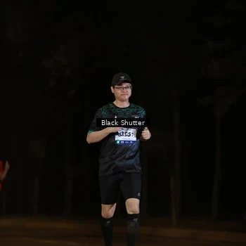 Runner Photo 8222471