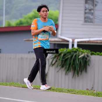 Runner Photo 8222477