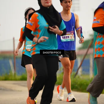 Runner Photo 8223004