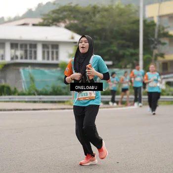 Runner Photo 8223010
